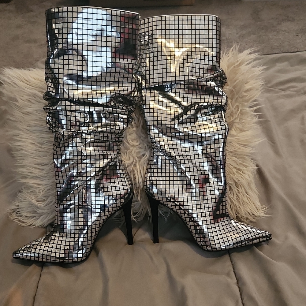 Jessica Simpson Silver Disco Ball Heeled Boots - Picture 2 of 8